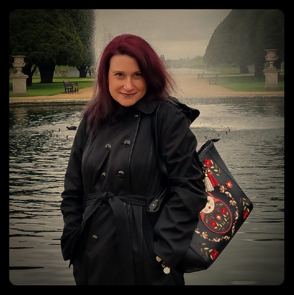 Meet your Posher, Gina